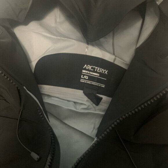 Arcteryx Alpha SV Gortex Jacket Black Men’s Large - Picture 3 of 3